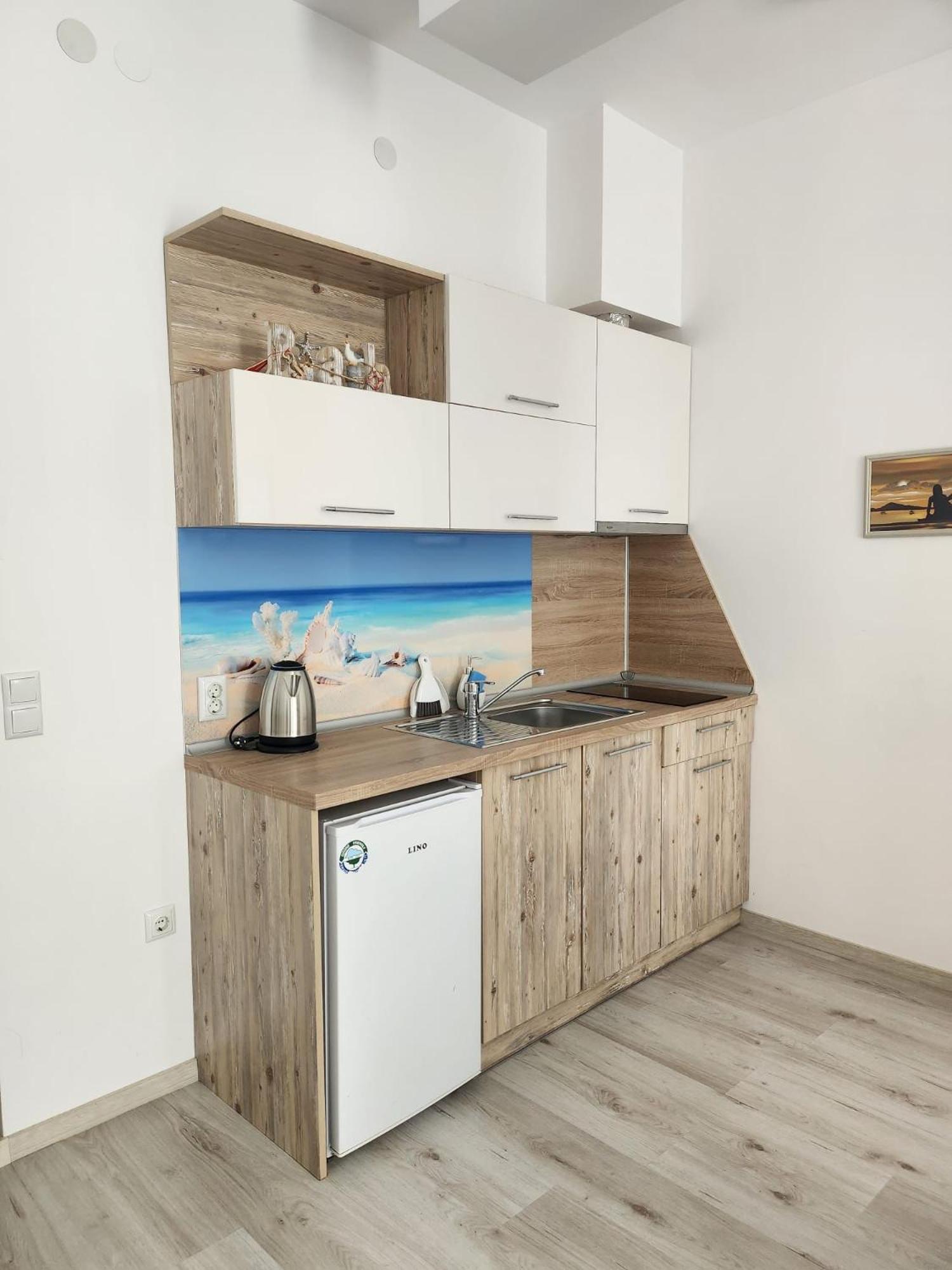Supreme Beach Apartments Baltjik Exteriör bild