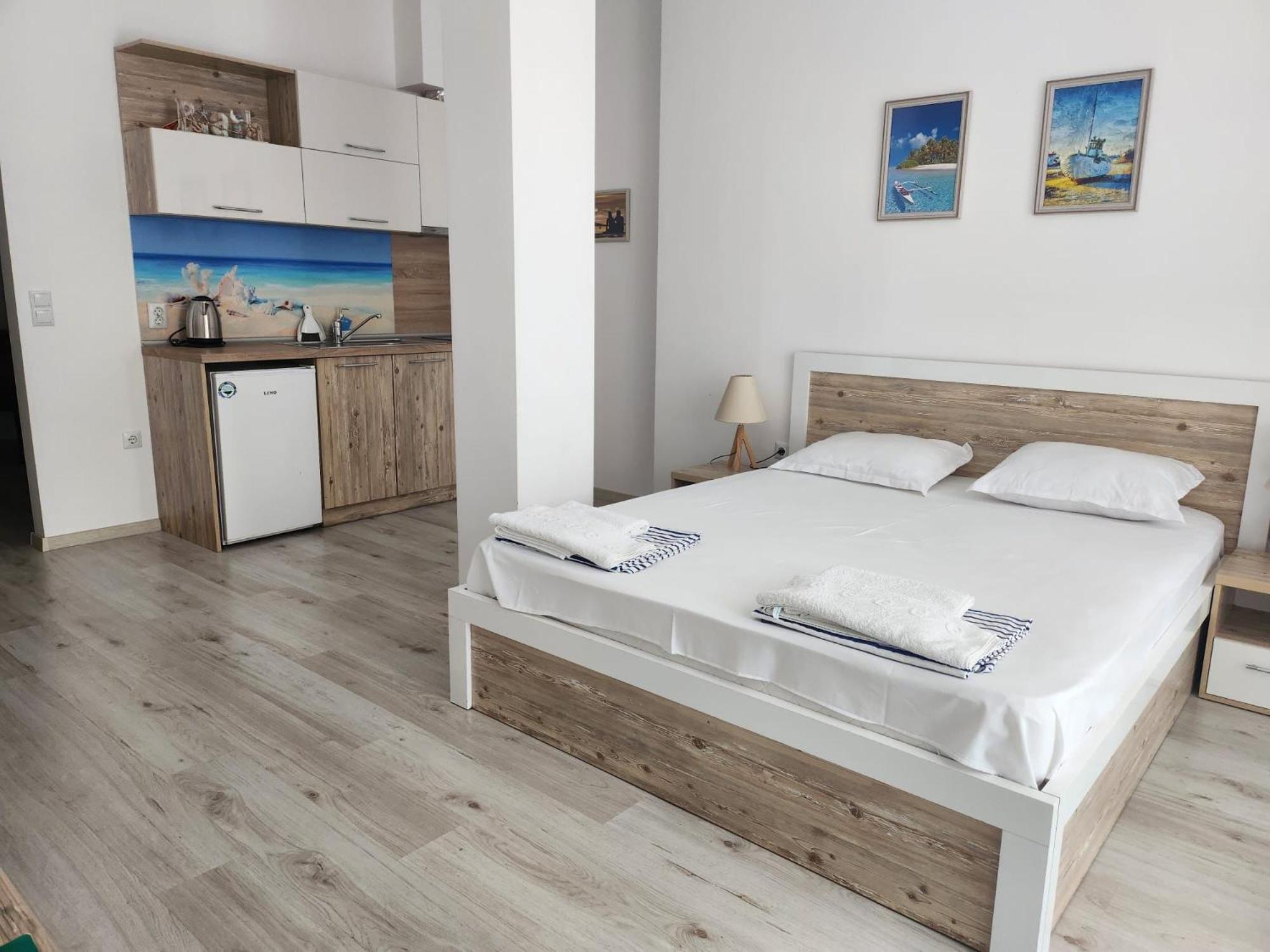 Supreme Beach Apartments Baltjik Exteriör bild
